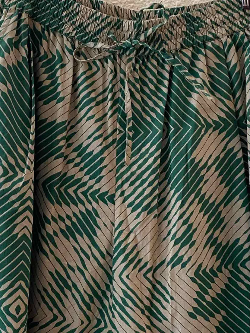 Essential Antwerp Green and Beige Size M Pants